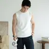 Chaleco con Diseño de Hombro Ancho Fuerte, Tacto Similar al Algodón, Absorbe la Humedad y Transpirable, Estilo Old Money, Verano 2026 para Hombre, Patchwork Tridimensional, Camiseta sin Mangas Fresca