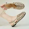 Sandálias rasteirinhas de trama vazada para mulheres, para uso externo no verão, nova moda resort 2026 sandálias romanas S7006-8