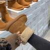 Botas de Nieve para Mujer Invierno 2025 Nuevas Retro Piel Genuina Impermeables Antideslizantes Cálidas Zapatos de Algodón Forro de Lana Planos Engrosados Botines Cortos