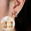 Pendientes de Moda Estilo Europeo Lujo Ligero con Circonita Incrustada en Forma de Corazón Venta Caliente Temperamento de Gama Alta Moda Súper Brillantes Corazón de Melocotón Pendientes Versátiles