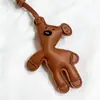 Fabricante de Origem de Pingente de Couro Estilo Coreano Pingente Personalizado para Bolsa de Pônei Lanyard Fofo Estilo Ins Ornamento de Couro para Carro