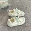 Zapatillas de Entrenamiento Alemanas para Mujer, Nicho y Lindas, Diseño Único, Zapatillas de Entrenamiento Alemanas para Mujer en Verde Claro, Frescas y Únicas, Al por Mayor