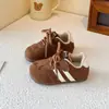 Zapatos Deportivos Nuevos para Niños Primavera y Otoño 2026 con Suelas Suaves, Antideslizantes Estilo Coreano Zapatos Forrest Gump para Niños y Niñas, Zapatos para Bebés