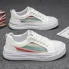 Tênis masculinos respiráveis e estilosos, novos sapatos casuais esportivos de outono com sola grossa para aumentar a altura, sapatos versáteis e da moda