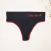 Fornecimento Exclusivo Transfronteiriço de Tanga Color Block com Letras Rosqueadas para Mulheres, Calcinha Sem Costura, Respirável, Alta Elasticidade, Amigável à Pele, Multicor, Sexy