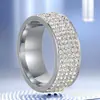 Joyería de moda transfronteriza anillo para hombre de 5 filas de diamantes cara de 8 mm de ancho no se decolora acero inoxidable anillo para amantes venta al por mayor