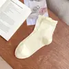 Calcetines de Algodón para Mujer hasta Media Pantorrilla con Lazo, Borde de Burbujas Texturizado, Estilo Delgado para Primavera y Verano, Calcetines Simples y Versátiles