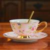 Xícara de Café e Pires Pequenos Florais Estilo Europeu em Porcelana Óssea, Conjunto Requintado de Luxo para Chá da Tarde em Caixa de Presente