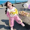 Conjunto de Moletom Colorido com Desenhos para Meninas Outono 2026 Novo Fashionável Casual Conjunto de Duas Peças para Meninas