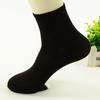 Meias masculinas de comprimento médio, cor sólida, outono e inverno, preto, branco, fabricante de meias de um peixe, meias esportivas, absorventes de suor, casuais, agulha espessada