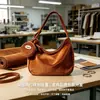 Bolsa de estudante de veludo estilo japonês, nova bolsa de ombro feminina da moda, bolsa tote transversal versátil de grande capacidade