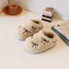 Pantuflas de Dibujos Animados con Lazo para Niños 2025 Nuevo Estilo de Invierno Más Terciopelo Cálido Bebé Suela Suave Más Fáciles de Combinar Pantuflas de Algodón