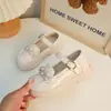 Zapatos de Piel para Niñas 2024 Hebilla de Perla Zapatos de Princesa Estilo Coreano de Moda Simples Versátiles Zapatos de Rendimiento para Niñas Mayores