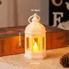 Lámpara de viento hexagonal retro navideña transfronteriza lámpara de viento electrónica LED lámpara de vela de Halloween lámpara de aceite adornos decorativos