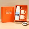 Un Juego de Tazas de Regalo Empresarial de Alta Gama con Tres Tapas, Hecho de Acero Inoxidable con Aislamiento al Vacío, Personalizable y Disponible en Cajas de Regalo al por Mayor