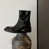Botines de mujer hechos de piel de vacuno de plena flor, con punta redonda, tacón medio a grueso, cremallera lateral y diseño de estilo británico, perfectos para otoño e invierno. Estas botas son ajustadas