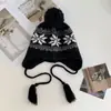 Chapéu de Tricô Jacquard Estilo Fair Isle para Mulheres no Outono e Inverno Viagem e Compras Chapéu de Lã Proteção para Ouvido Proteção contra Frio Cor Contrastante Chapéu Lei Feng