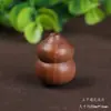 Madeira de Pessegueiro Coruja Fofa Curativa Acessórios para Escultura em Madeira DIY Bolsa da Sorte Bolsa de Tecelagem Pingente de Chaveiro Fio com Contas Acessórios de Brincadeiras Culturais