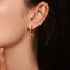 Pendientes de Aro con Forma de C Novedosos Europeos y Americanos Estilo Ins Diseño Simple Acero Inoxidable Chapado en Oro de 18 Quilates Pendientes Combinados para Mujer