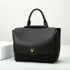 Nova Bolsa Tote Transversal de Luxo Simples para Mulheres Grande Capacidade para o Dia a Dia Bolsa de Ombro Único para Mulheres Atacado Personalização