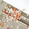 Directo de fábrica nuevo porcelana azul y blanca dos colores piedra redonda pequeña vidrio irregular uña DIY piedra redonda pequeña 4 colores Piedra de río