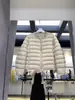 Chaqueta de plumón corta con cuello de punto patchwork y cuello redondo para mujer Yu Yan, nuevo estilo 2026, 90% plumón de pato blanco, abrigo de invierno ligero acanalado