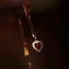 Collar Popular Transfronterizo para Mujer, Estilo Coreano y Japonés Transmisión en Vivo Corazón Piedra Preciosa Diseño de Nicho Estilo Ins Joyería de Acero de Titanio