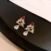 Brincos de Árvore de Natal Estrela de Zircônia Agulha de Prata Luxo Leve Alto Padrão Mais Fáceis de Combinar Brincos de Natal Temperamento Doce para Mulheres