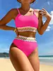 Conjunto de Biquíni de Duas Peças com Suspensório Dividido em Tecido Especial Estilo Europeu e Americano 2023 Traje de Banho Multicolorido Biquíni Sexy Feminino Exterior