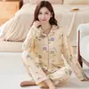 Pijama Floral Casual Talla Grande, Trajes Delgados de Manga Larga para Primavera y Otoño, Ropa de Casa Cómoda Estilo Japonés para Madres de Mediana Edad que se Puede Usar Afuera