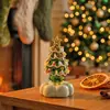 Venta al por mayor del fabricante Árbol de Navidad Sólido Hecho a Mano Giratorio de Vidrio 6.5cm Adorno de Escena de Nieve Regalo Creativo de Navidad