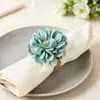 Argola de guardanapo de dália artificial, fivela de guardanapo de flor de tecido, argola de guardanapo para decoração de mesa de banquete de casamento, suprimento transfronteiriço