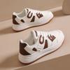 Zapatos de Mujer con Diseño de Nicho Personalizado Otoño 2023 Populares Nuevos Zapatos Blancos Versátiles Deportivos y de Ocio para Estudiantes