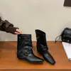 Botas estilo francês com design exclusivo, botas de salto estilo western, botas de cavaleiro, novas botas curtas de camurça cáqui vintage de outono para mulheres