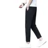 Calças Pretas de Verão Hong Kong Nove Pontos Masculinas de Corte Reto Casuais 2026 Novo Estilo Solto Masculino de Verão Finas