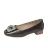 Zapatos de Salón Bajos para Mujer 2026 Estilo Nuevo, Adecuados para Combinar con Faldas, Estilo Suave, Cómodos para los Pies, Zapatos de Noche, Versátiles para el Viaje Diario, Zapatos de Abuela de Cuero Suave