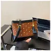 Bolso Versátil de Nicho Estilo Coreano para Mujer 2025 Otoño e Invierno Nuevo Gamuza Patrón de Rombo Casual Bolso de Hombro Cruzado Hobo