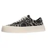 Sapatos Masculinos 2026 Novo Estilo Primavera Estilo Chinês Respiráveis Sapatos Xadrez Cadarço Sapatos Masculinos Baixos Tênis Casuais Masculinos de Lona