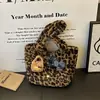 Bolsa de Tote Grande de Peluche Nueva y Linda para Otoño e Invierno 2026, Bolso de Hombro Versátil y Casual Peludo para Mujer