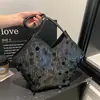Bolso de Lentejuelas de Moda para Mujer Primavera 2026 Nuevo Nicho Moderno Elegante Bolso de Hombro Bolso Tote de Gran Capacidad para el Viaje Diario