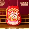 Bolsa de la Suerte de Año Nuevo para Jardín de Infantes DIY Tela No Tejida Arte con Pegatinas Educativas Mochila Hecha a Mano para Niños Regalo Año del Caballo Festivo