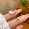 2025 Novo Estilo Francês Estilo Suave Estilo Fada Exquisitos Brincos de Flor de Luxo Leve Super Brilhantes Versáteis Pequenos Brincos de Zircônia