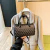 Bolsa de Mão Retro Estampada 2026 Novo Modelo Porta-Canetas para o Dia a Dia Ombro Único Versátil Moda Bolsa Transversal de Ombro Bolsa Feminina de Luxo Tendência
