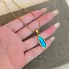 Océano Azul ~ Collar con Colgante de Gota de Agua Retro para Mujer Cadena de Suéter Fresca de Gama Alta de Lujo Ligero Temperamento El Más Fácil de Combinar Accesorios