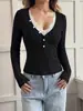 Camiseta de Manga Larga Ajustada Sexy con Retazos de Encaje Estilo Europeo y Americano, Cuello en V, Canalé, Nueva para Otoño/Invierno 2026 para Mujer