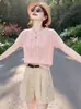 Top de punto crochet calado rosa suave estilo francés de manga corta para mujer, prenda interior de verano ajustada, de longitud corta, top rejuvenecedor y adelgazante