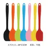En stock venta al por mayor raspador de silicona integrado color sólido espátula para mantequilla cuchillo para mezclar mantequilla herramienta para hornear herramienta para pasteles