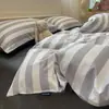 Conjunto de Roupa de Cama de Algodão Puro para Primavera e Verão, Conjunto de Quatro Peças, Capa de Edredom 100% Algodão, Conjunto de Três Peças com Listras Estilo Jie Liya para Quarto de Estudante