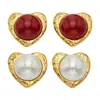 Accesorios de moda europeos y americanos aretes de perla grandes en forma de corazón de acero inoxidable oro de 18k nicho vintage transfronterizos aretes personalizados para mujer