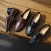 2026 Nuevos Mocasines de Tacón Grueso y Alto para Mujer, Patrón de Anguila Súper Suave, Estilo Británico Vintage, Estilo Old Money Arrugado, Zapatos Pequeños de Piel